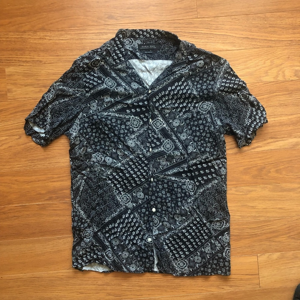 Zara paisley print. Men’s M